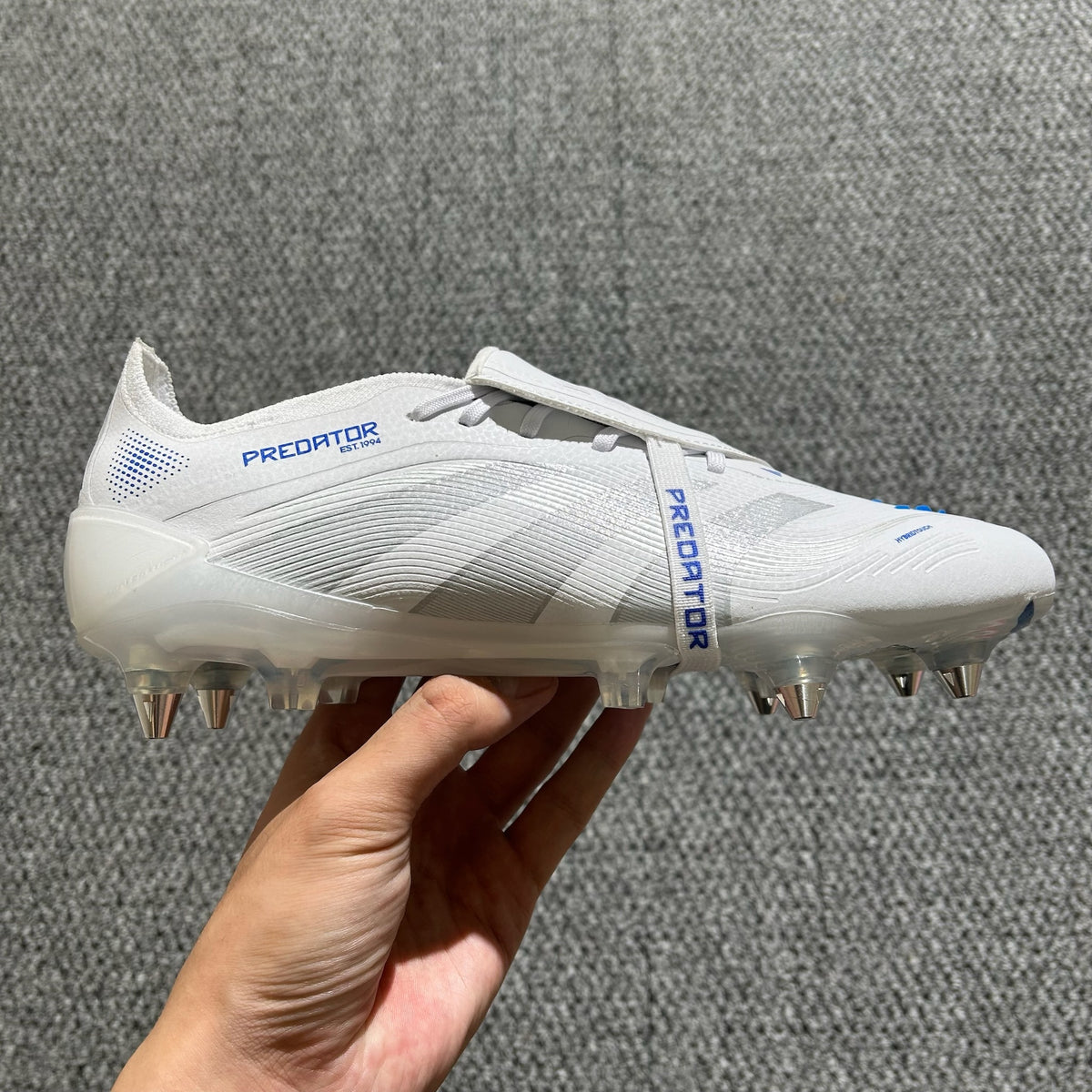Chuteira Adidas 25 Predator Elite SG