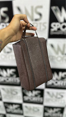 Necessárie em Couro