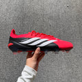 Chuteira Adidas Predator 26 Elite